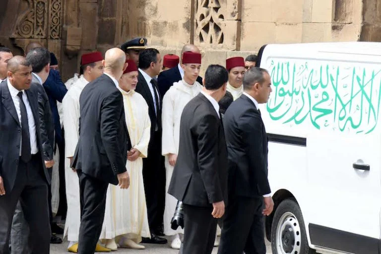 بحضور ولي العهد والأمير مولاي رشيد..جثمان الراضي يوارى الثرى في جنازة مهيبة