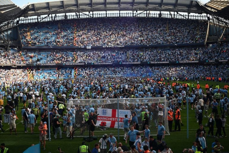 مانشستر سيتي يحتفل بنيل لقب الدوري