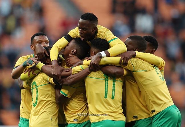 جنوب إفريقيا تُلحق أول هزيمة بالمغرب بعد المونديال