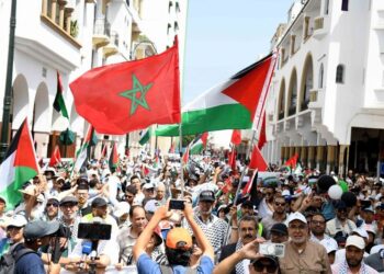 آلاف المغاربة في مسيرة شعبية ضد العدوان الإسرائيلي على غزة