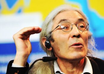 القضاء الجزائري يؤيد سجن الكاتب صنصال 5 سنوات.. ملف يساءل المجتمع الحقوقي الدولي وحرية الرأي والتعبير ونزاهة العدالة