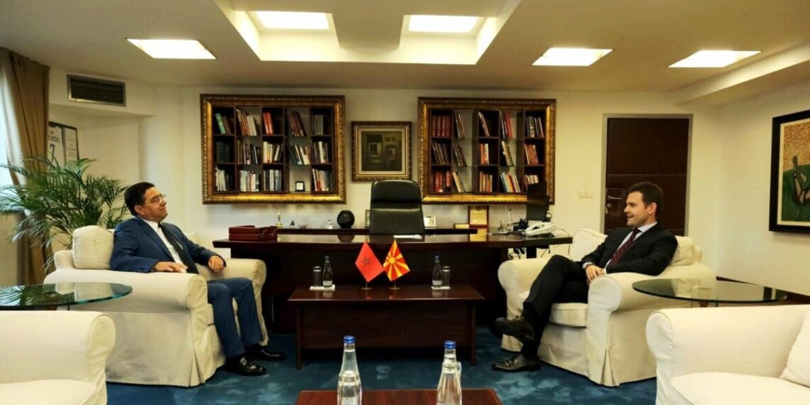 مقدونيا الشمالية تعلن دعمها الكامل لمبادرة الحكم الذاتي بالصحراء المغربية: تحول دبلوماسي لافت في ملف النزاع الإقليمي