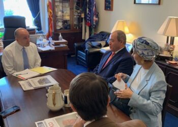 العدالة والتنمية” تؤكد أنها غير معنية بالمهمة الاستطلاعية حول استيراد الأغنام والابقار