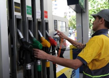 أسواق المحروقات في المغرب: تراجع في القيمة وارتفاع في الأداء الجبائي خلال الربع الأول من 2025”