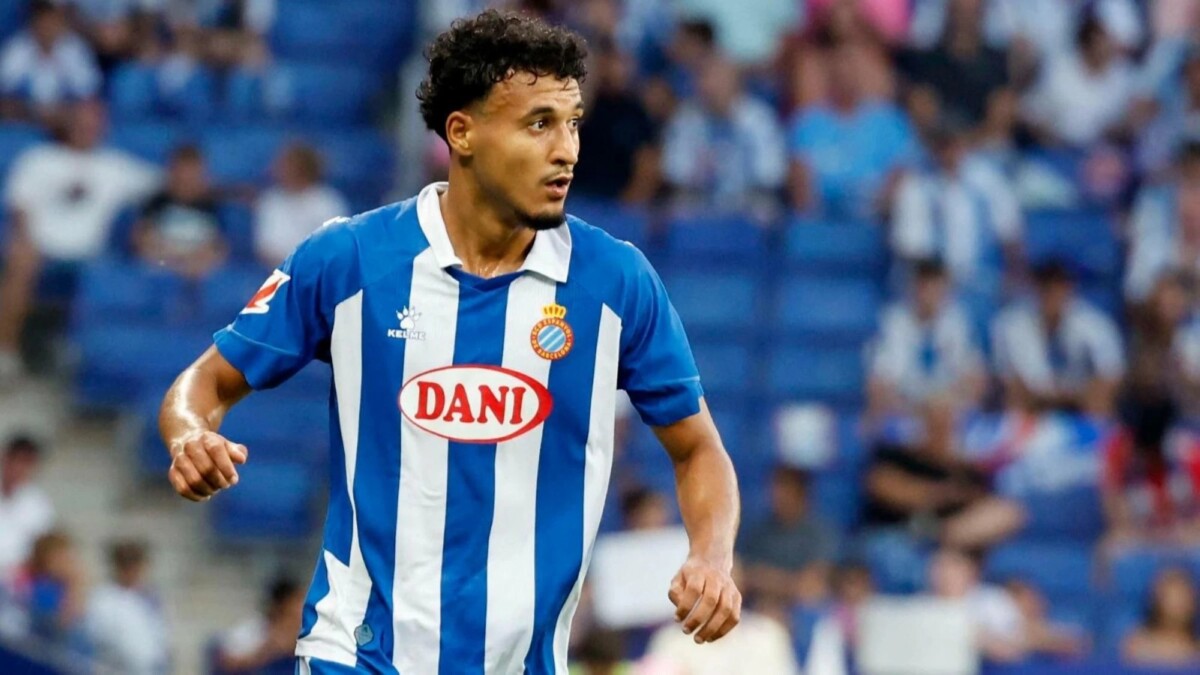 عمر الهلالي بين استقرار الحاضر وطموحات المستقبل في ظل اهتمام أوروبي متزايد