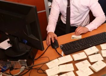 الضرائب تُشدد الرقابة على المهن الحرة: اختلالات خطيرة تكشف تهرباً ضريبياً واسعاً