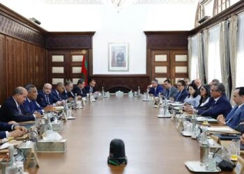 نقابات تحذر الحكومة من “دخول اجتماعي ساخن” وتلوّح بالتصعيد بسبب تراكم الملفات العالقة