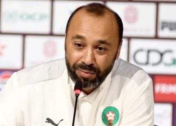 السكتيوي يُقنع الجماهير بقيادته للمنتخب المحلي.. وبوادر مقارنة مع الركراكي تلوح في الأفق