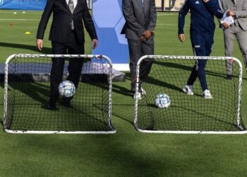 انطلاق عملية توجيه لاعبي برنامج تكوين مواليد 2010 بمركب محمد السادس