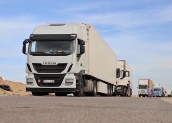 تحرير أربعة سائقي شاحنات مغاربة بعد أكثر من ستة أشهر من الاحتجاز في بوركينا فاسو