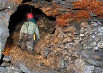 إصابة عامل خطيرة واستمرار البحث عن آخر إثر انهيار بئر معدني بمنجم إميضر نواحي تنغير