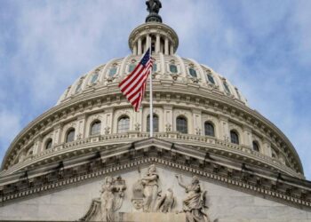 خلافات في الكونغرس تُهدد بإغلاق حكومي وشيك في أمريكا