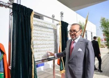 جلالة الملك محمد السادس يدشن ويزور مشاريع كبرى بميناء الدار البيضاء