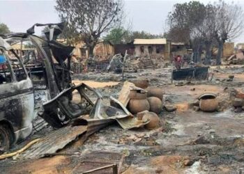 قصف بطائرة مسيّرة يستهدف سوقًا في السودان: سقوط عشرات الضحايا