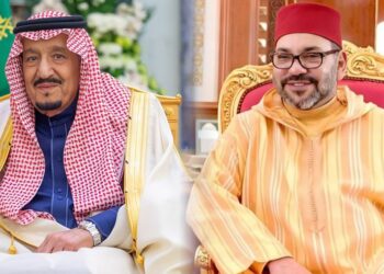 الملك يهنئ العاهل السعودي بمناسبة خاصة