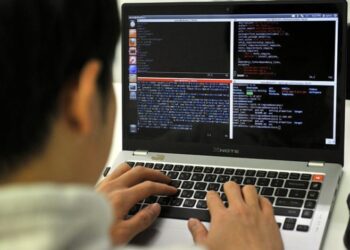 توقيف شابين متورطين في النصب عبر العملات الرقمية