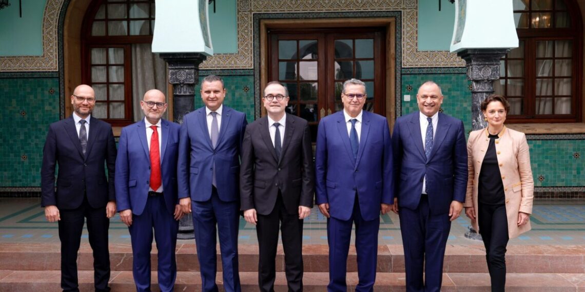 التوقيع على ملحق اتفاقية استثمارية بين المملكة المغربية ومجموعة “رونو المغرب”