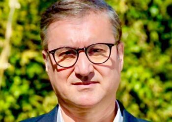 تمثيل الصحافيين وعابر السبيل