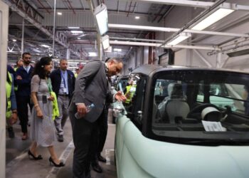 المغرب يدخل سباق البطاريات الكهربائية بسلسلة إنتاج كاملة خلال 15 شهرا