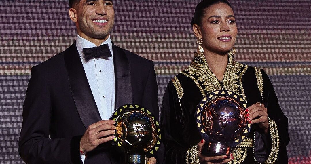 حكيمي والشباك يتوجان بالكرة الذهبية