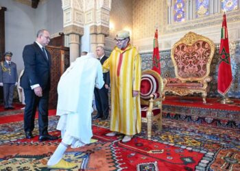 جلالة الملك يستقبل الولاة والعمال الجدد المعينين بالإدارة الترابية