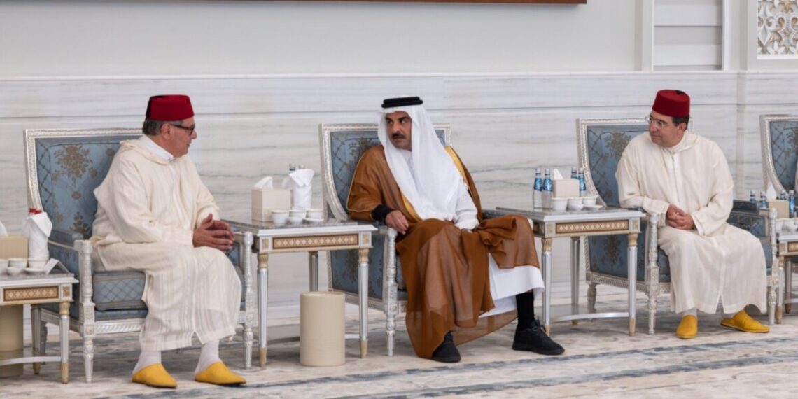 أخنوش يمثل الملك محمد السادس في تقديم التعازي لأمير قطر