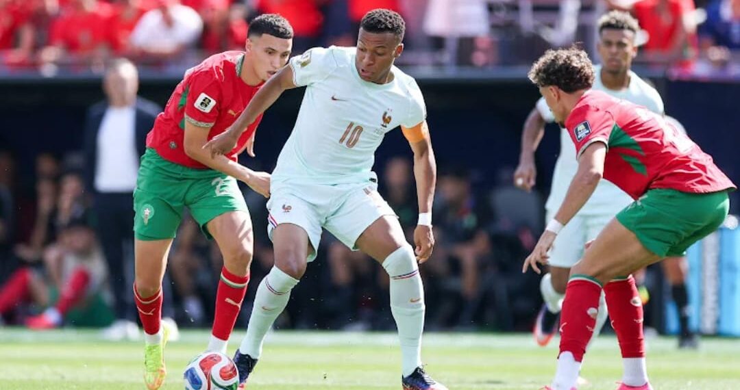 بين الواقع ونظرية المؤامرة.. لماذا غضب المغاربة رغم تقبلهم الإقصاء امام منتخب فرنسا ؟
