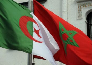 الجزائر تعلن توقيف أربعة مغاربة بتهم الارتباط بـ”ماك”.. والرباط تلتزم الصمت