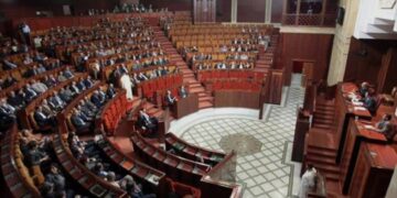 دعوات لعقد دورة برلمانية استثنائية لحسم القوانين العالقة بعد اختتام الدورة التشريعية