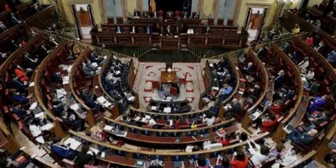 الكونغرس الإسباني يخطو نحو منح الجنسية لمولودي الصحراء إبان الإدارة الإسبانية