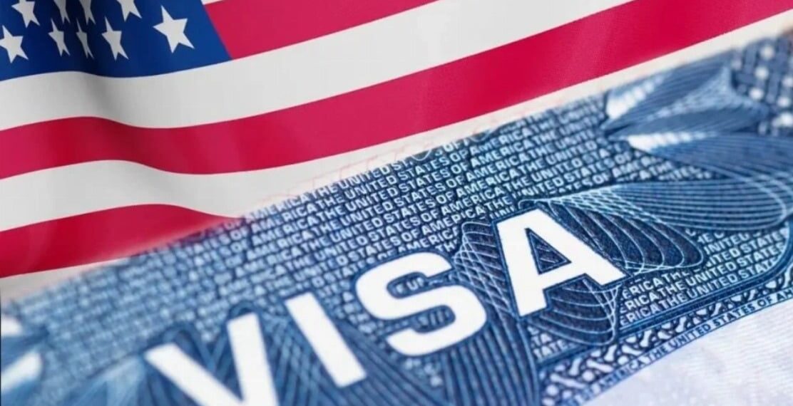 إجراءات جديدة للتأشيرة الأمريكية تشمل مراقبة حسابات التواصل الاجتماعي للصحفيين الأجانب