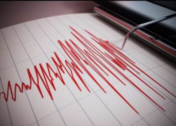 زلزال يهز نصف الشرق الأوسط ويصل صداه إلى أوروبا