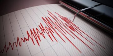 زلزال يهز نصف الشرق الأوسط ويصل صداه إلى أوروبا