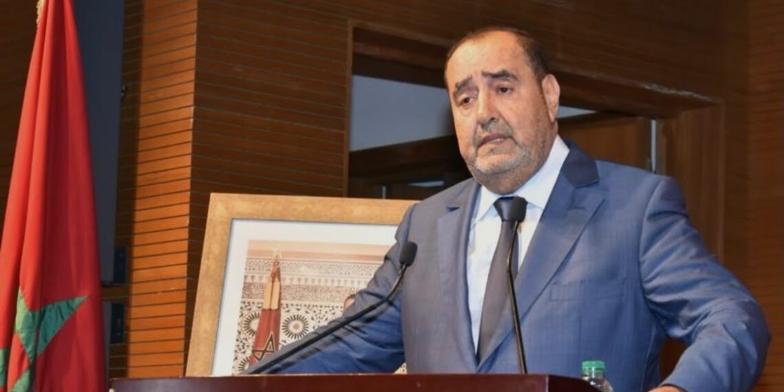 لشكر ينتقد تداخل الرياضة والسياسة ويحذر من توظيف شعبية المنتخب في التنافس الحزبي