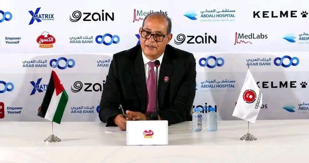 بادو الزاكي في عرين «النشامى».. هل ينجح الرهان المغربي أمام «ممانعة» الإعلام الأردني؟