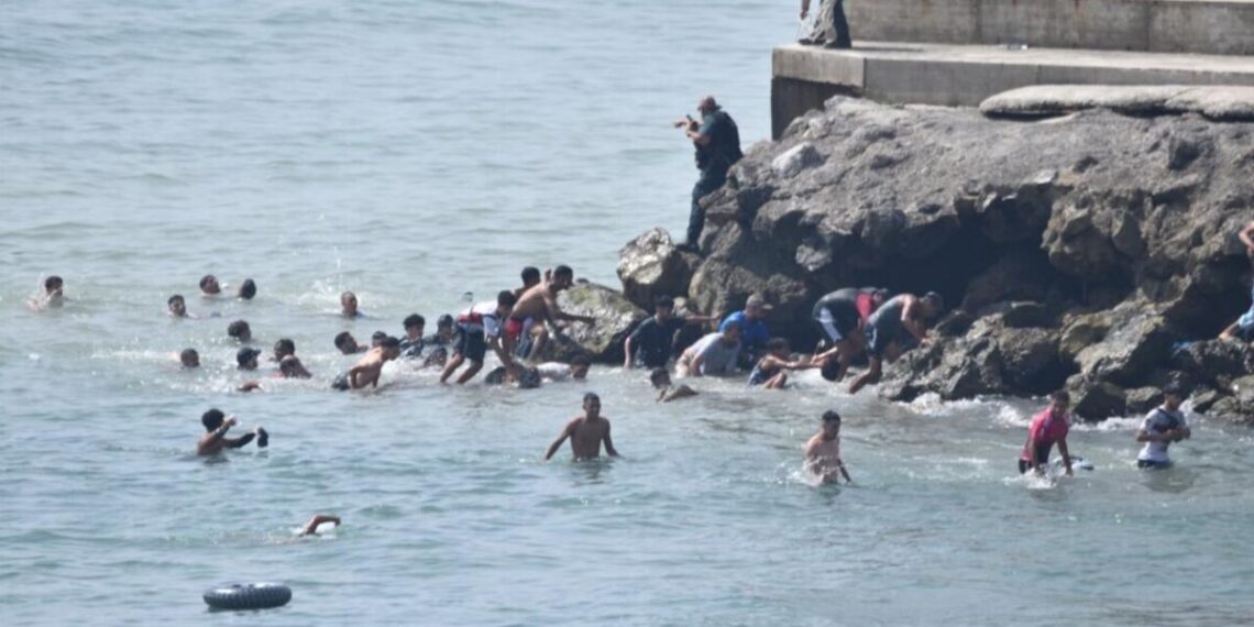 إيداع 49 شخصا السجن بالناظور بعد مواجهات مرتبطة بمحاولة للهجرة غير النظامية