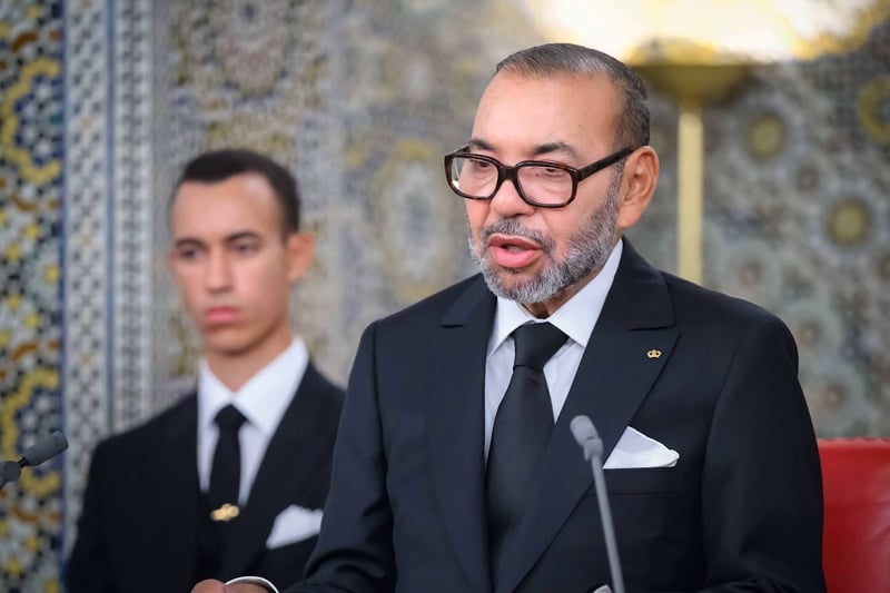 الملك يهنئ رئيس الجمهورية القيرغيزية بعيد بلاده الوطني