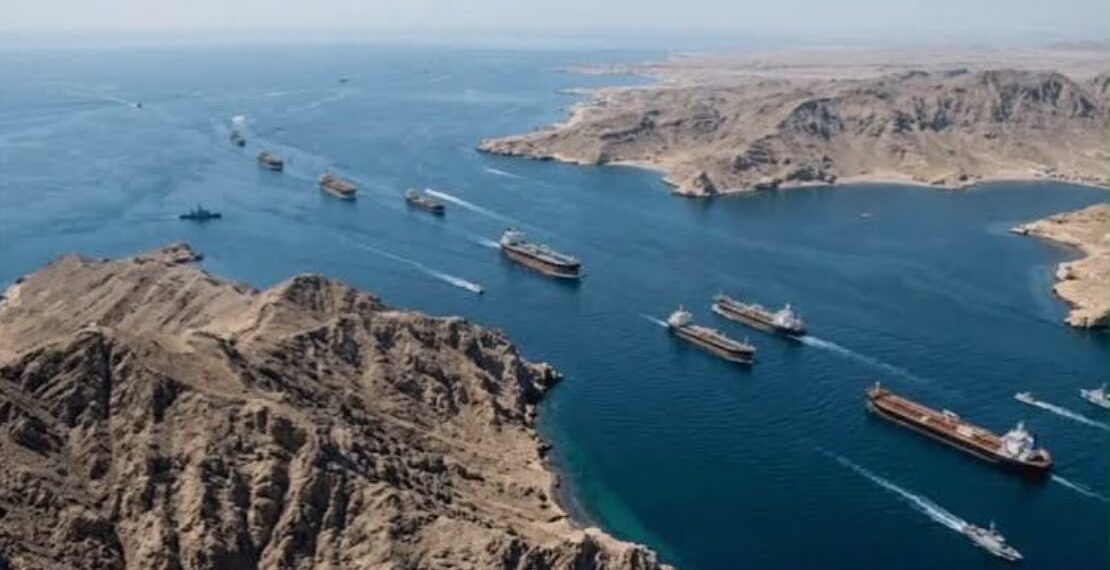 إيران تعرض إعادة فتح مضيق هرمز خلال 7 أيام مقابل شروط لوقف الحرب