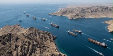إيران تعرض إعادة فتح مضيق هرمز خلال 7 أيام مقابل شروط لوقف الحرب