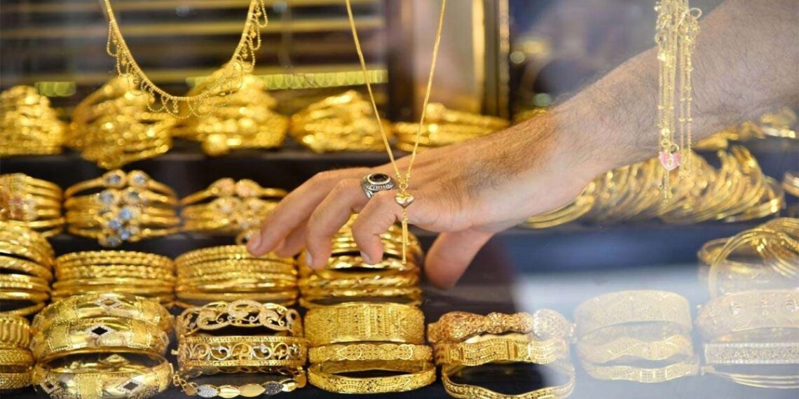 توقيف سيدة بالدار البيضاء للاشتباه في استدراج نساء وسلب مجوهراتهن بالتهديد والحيلة