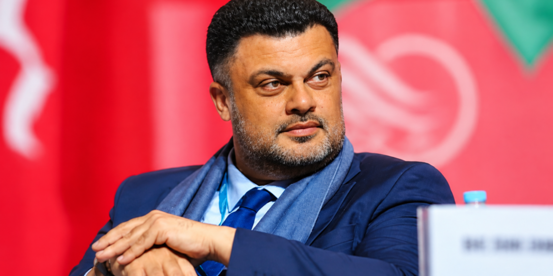 عمر محمود بنجلون.. المحامي الذي تراهن عليه فيدرالية اليسار في «دائرة الموت»