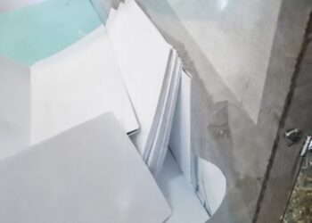 فيديو غامض يهز مواقع التواصل بطنجة و النيابة العامة تتحرك لكشف ما وراء الصندوق الزجاجي