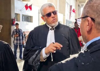 الرميد ينتقد استمرار إضراب المحامين ويحذر من عواقبه