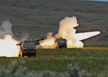 المغرب يرفع سقف القوة النارية.. 10 راجمات «هيمارس» الأمريكية تعزز ترسانته من الصواريخ بعيدة المدى