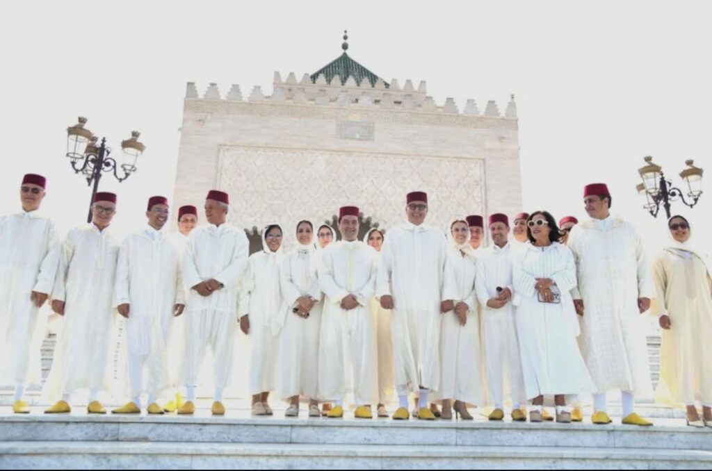 ذكرى رحيل الحسن الثاني تجمع كبار المسؤولين والقيادات السياسية بضريح محمد الخامس