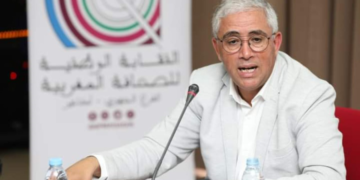 عبد الكبير اخشيشن يتوج مساره المهني بانتخابه عضوا بالمجلس الوطني للصحافة