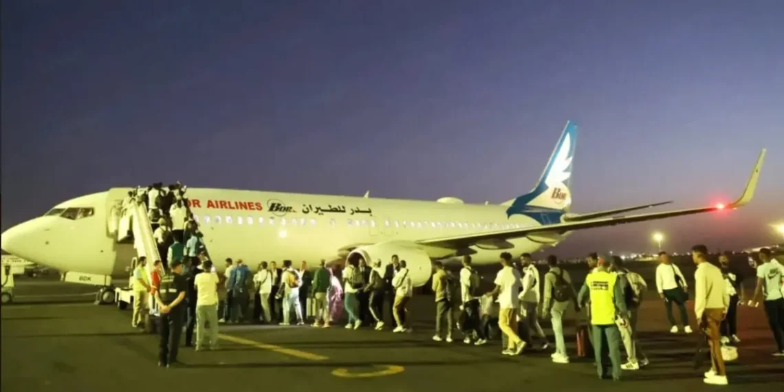 المغرب يعيد 137 مهاجرا سودانيا إلى بلدهم في عملية للعودة الطوعية