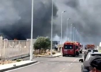 استقرار الوضع بإقليم الفحص أنجرة بعد السيطرة على الحريق بالمنطقة الصناعية